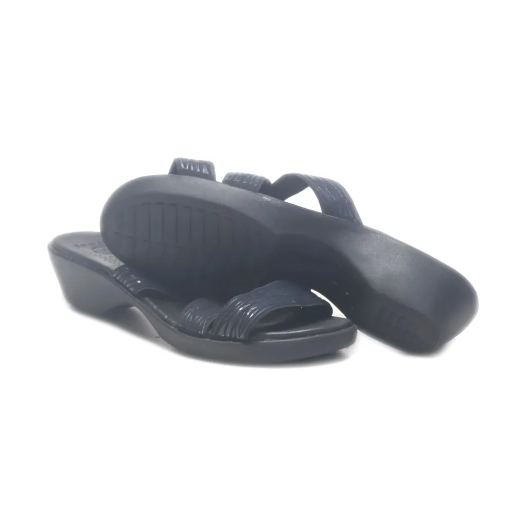 Crocs Wedge Sandals Rubber Black Colour For Women