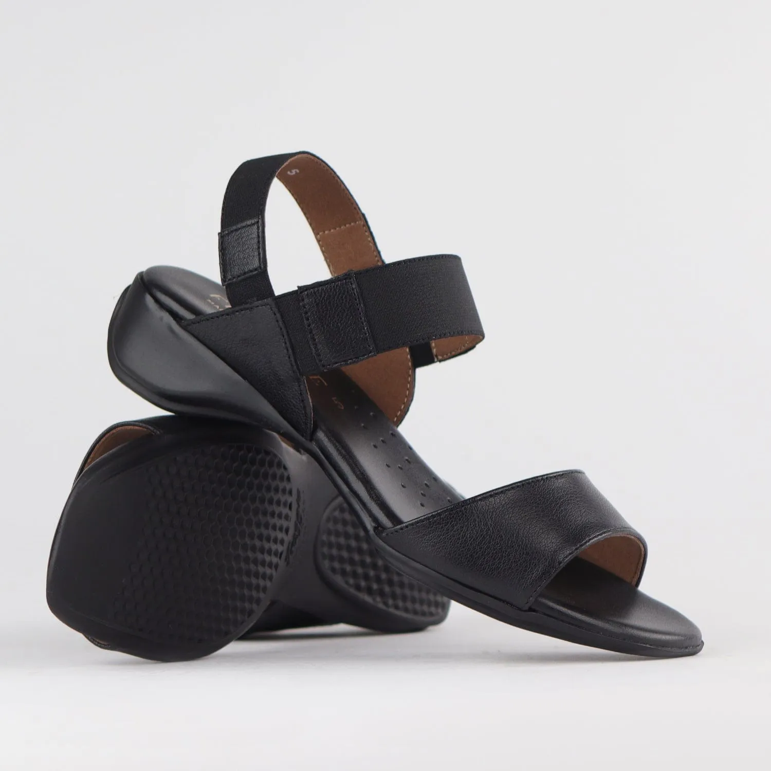 Elasticated Slingback Sandal in Black - 12550