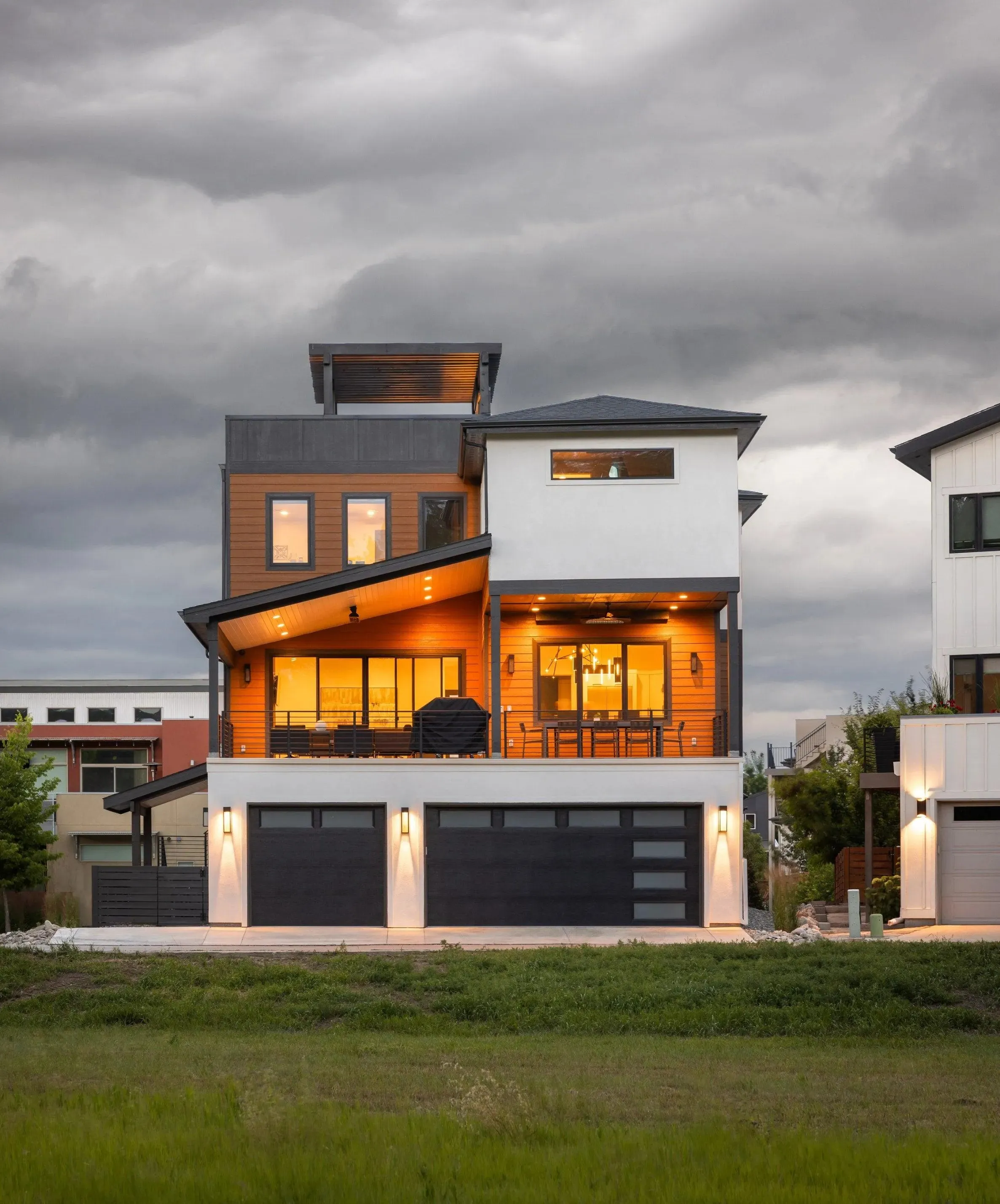 Stylish Family Home with Ample Space and Versatile Layout