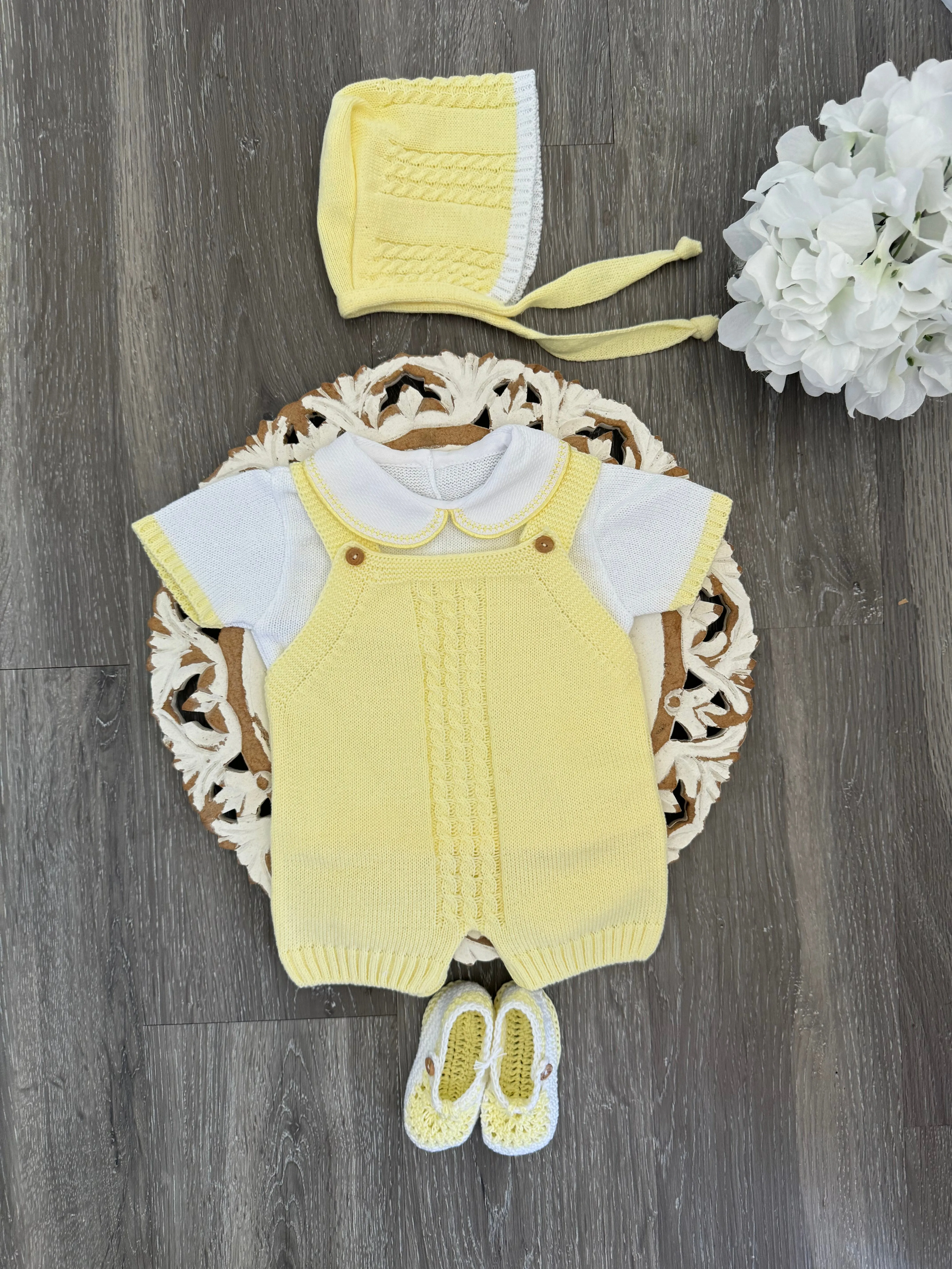 Triple Link Knit Pattern Lines Baby Short Romper Set in Yellow and White